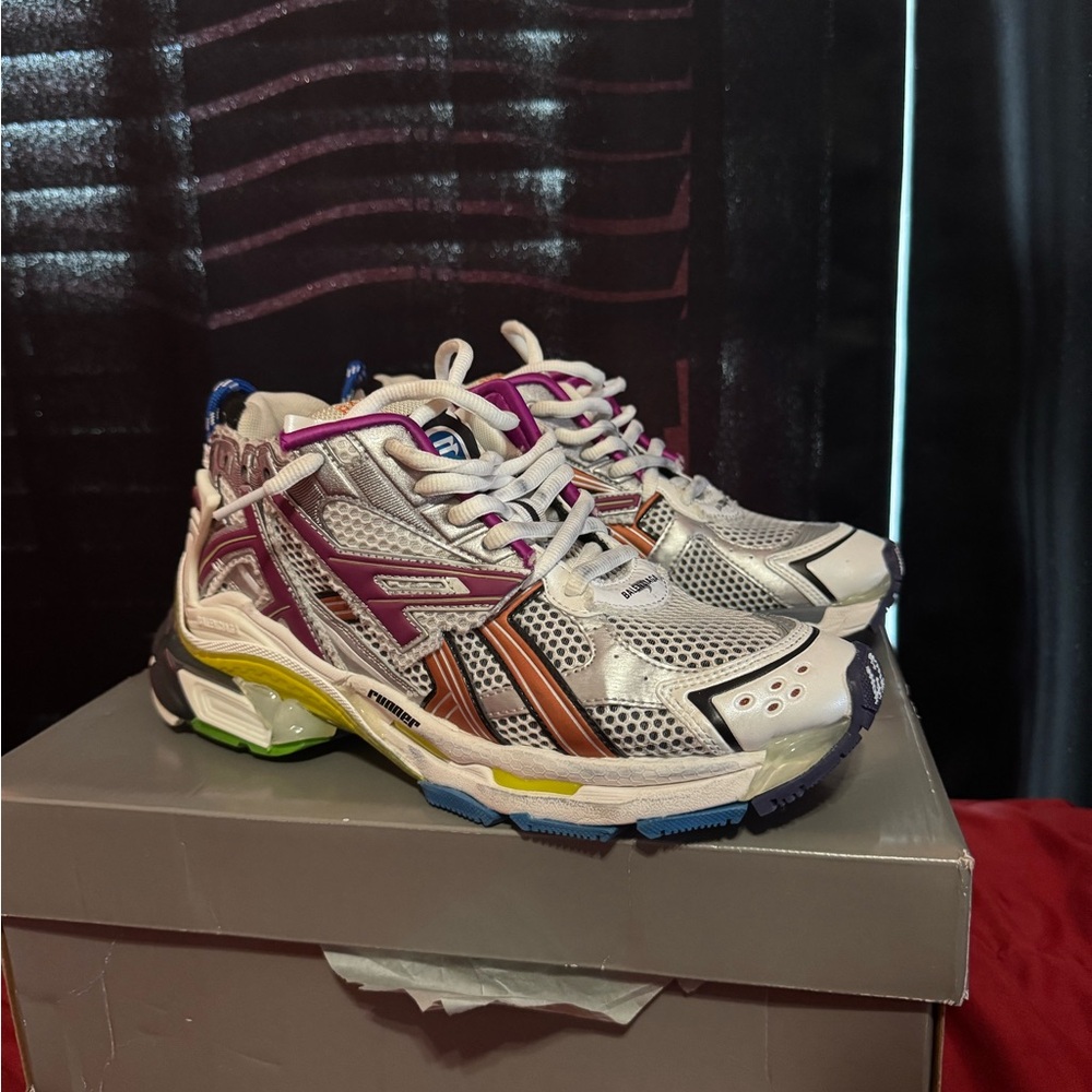 balenciaga runnrs